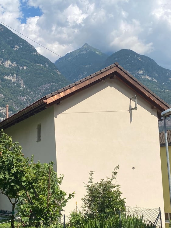 Vendesi casa a Lodrino 8
