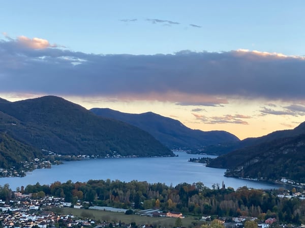Splendida villa con vista sul lago di Lugano 2