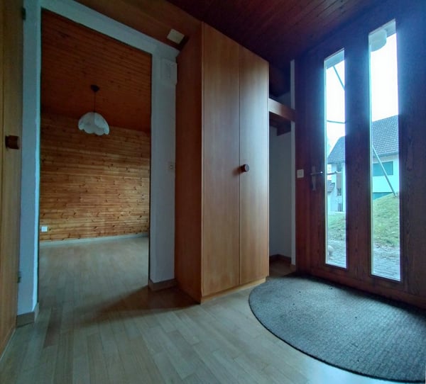 Gemütliche Einliegerwohnung, EG, ruhige Lage, 5 Min. zur SBB 3