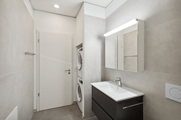 Modern 1.5-room studio apartment for rent CHF 1,180/month 4