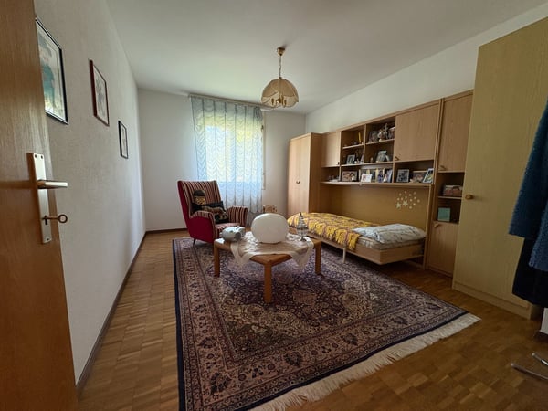 CASA UNIFAMILIARE CONTIGUA DI 6.5 LOCALI CON GIARDINO 5