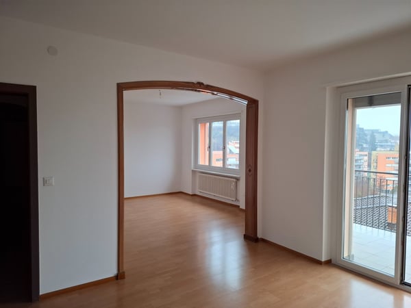 Affittasi appartamento con vista aperta di 3,5 locali con P. 3