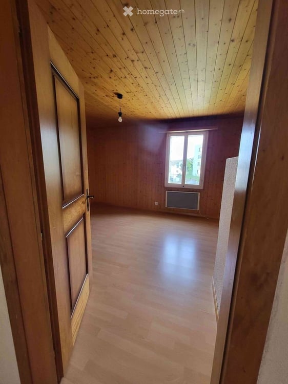 Heimelige 4.5 Zimmer Wohnung 1. OG 3