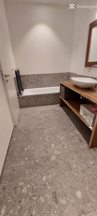 grosse 3 1/2-Zimmerwohnung, möbiliert, Seenähe 3