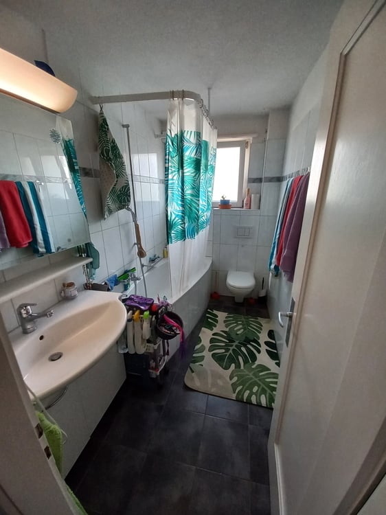 Nachmieter für sonnige 4.5 Zimmer Wohnung 2