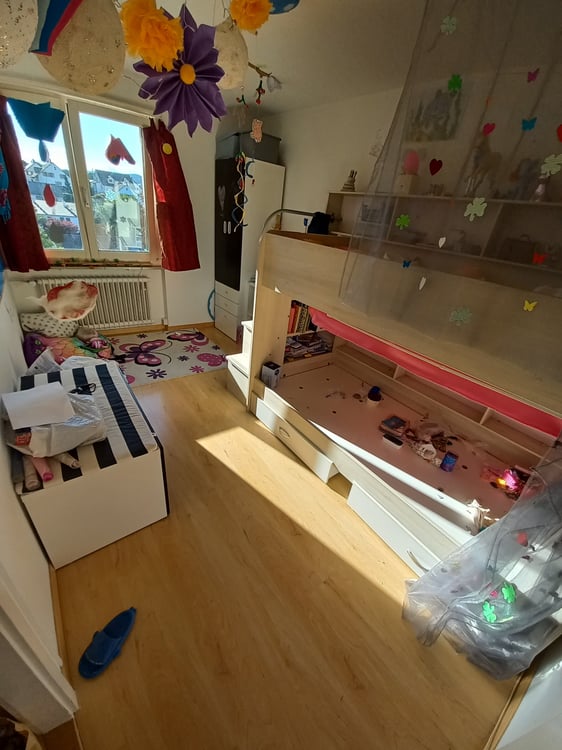 Nachmieter für sonnige 4.5 Zimmer Wohnung 5