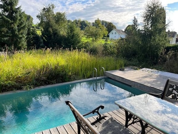 2 Zi in WG in EFH mit viel Sonne, viel Licht, Garten, Pool 2