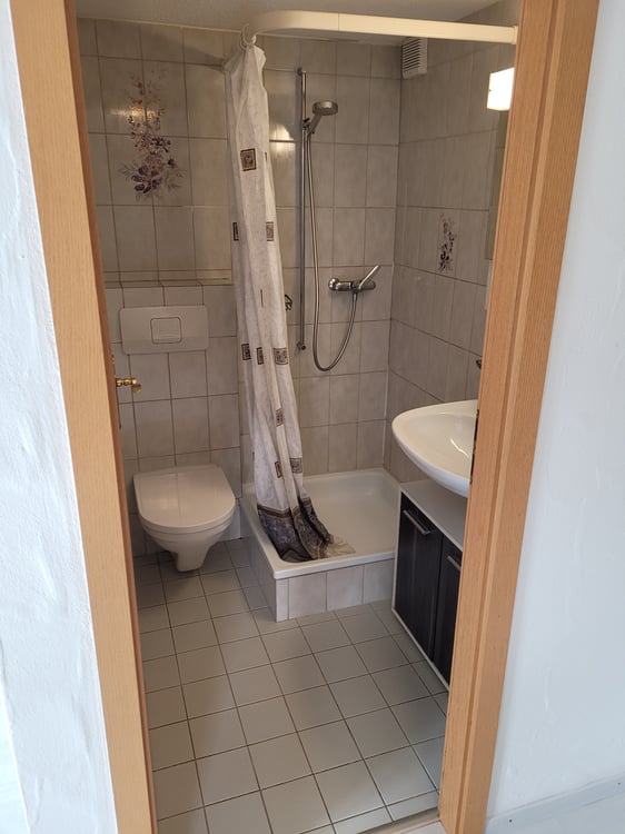 2-Zimmer Wohnung zu vermieten 3