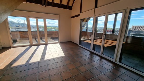Charmante 4.5 Zimmer Wohnung mit Galerie in Hägendorf 2