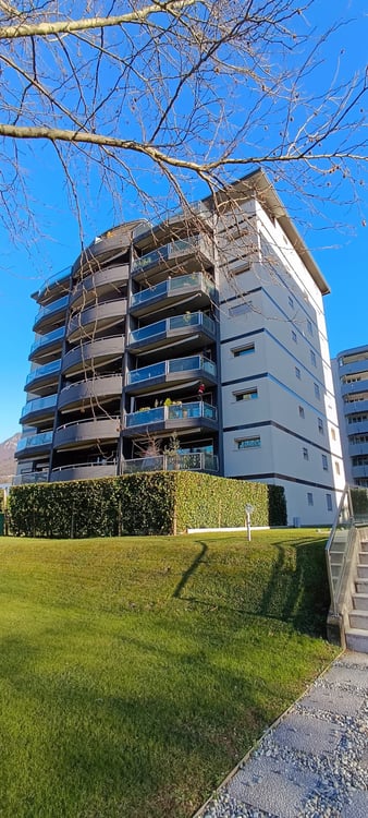 Elegante appartamento di 4.5 locali in residenza moderna 1