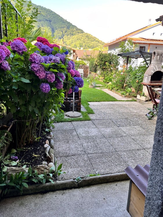 Casa ai margini del nucleo con giardino 2