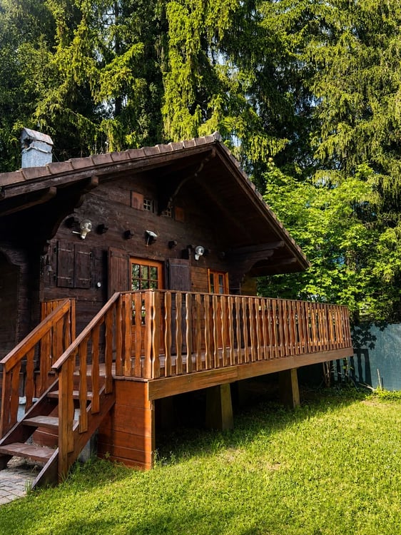 Rare opportunité - Chalet à vendre rénové à Lausanne 1