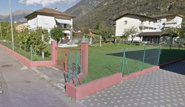 Biasca, vendesi Fondo: Casa Bifamiliare + Ampio Terreno 3