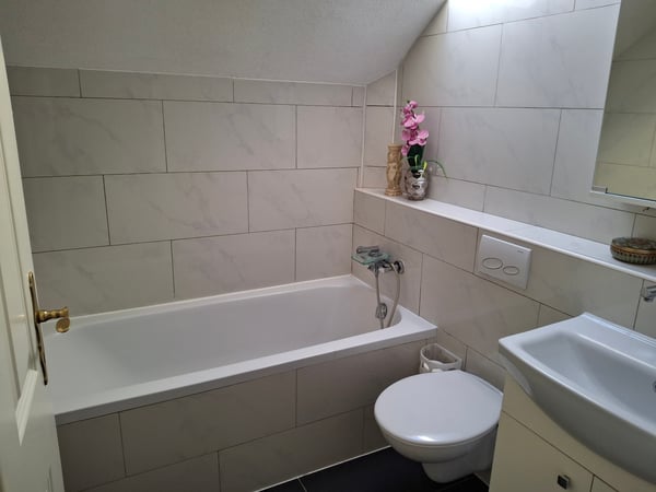 Zimmer mit Nebenräumen zur Alleinnutzung 2