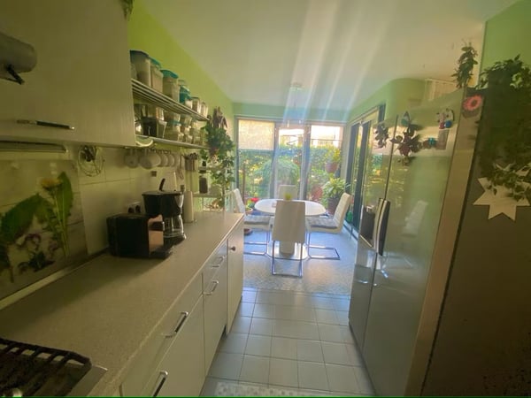Erdgeschoss wohnung 2-zimmer in Horgen 3
