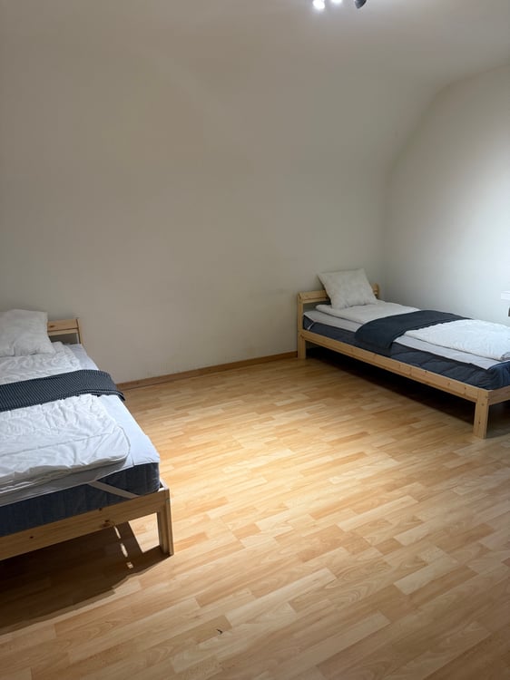 Möbliertes Zimmer in Neuenhof 3
