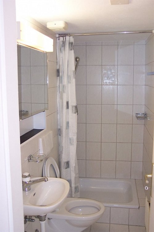 1.5 Zimmerwohnung Teilmöbliert mit grossem Balkon 2
