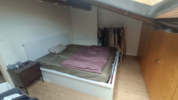 Zu vermieten 2 1/2 Zimmerdachwohnung 2