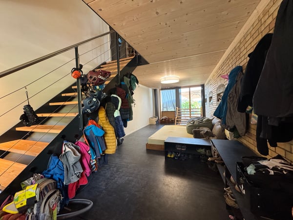 Charmante 4½-Zimmer-Wohnung (180m2) im Grünen  Burgistein 5