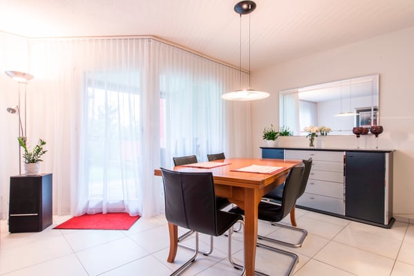 Ruhige helle 2.5 Zimmer Wohnung 2