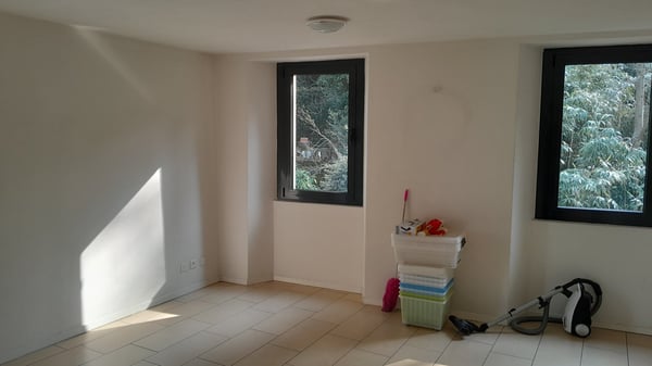 Subentrante per 2,5 Appartamento, TUTTO incluso, Stabio 5
