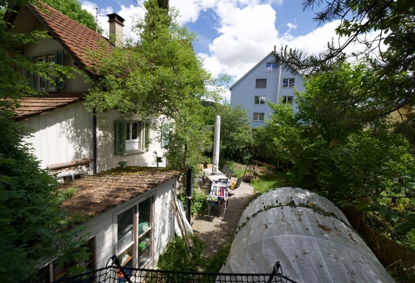 Aussergewöhnliches Einfamilienhaus mit idyllischem Garten 5