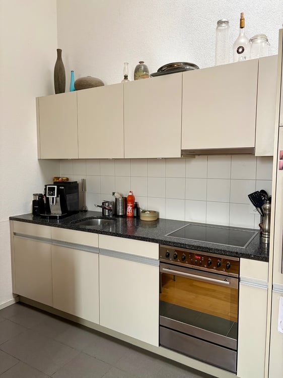 Untermiete 3.5-Zi-Dach-Whg in 3014, unmöbl. (08.26-08.28) 3