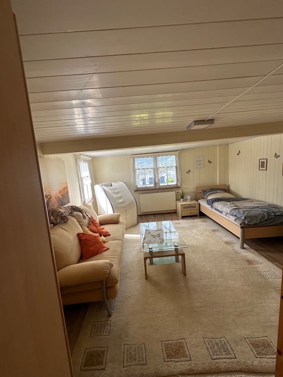 WG Wohnung eine Etage 5