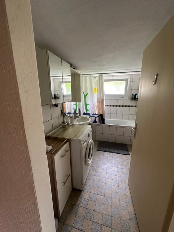 WG Wohnung eine Etage 3