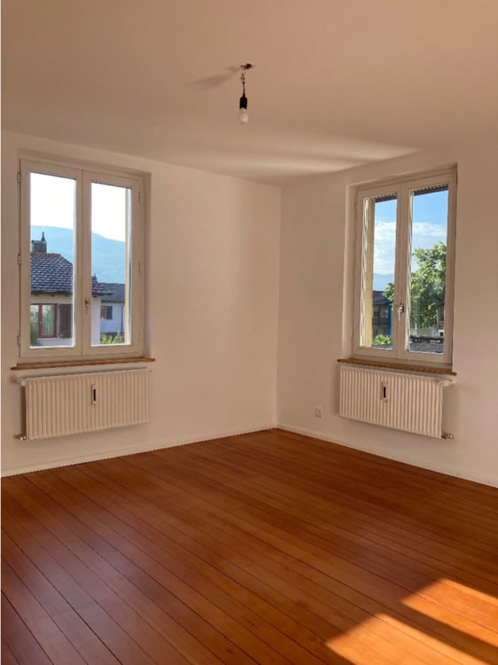 3.5-Zimmer-Wohnung mit Garten, Balkon und Wintergarten 2