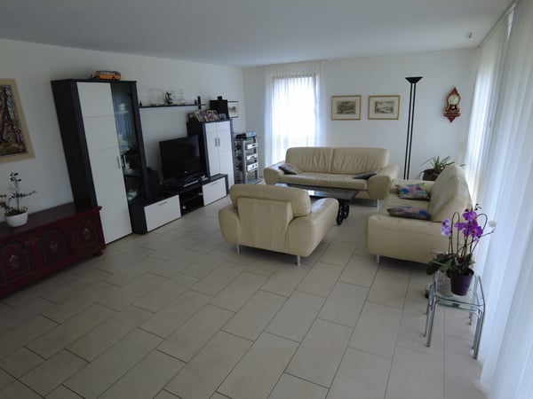 WG-Zimmer in 4.5-Zi. Wohnung Interlaken (WG-Wohnung) 4