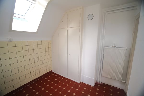 Renovierte 3-Zi-Wohnung, neue Küche, Bad & Fussbodenheizung 5