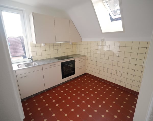 Renovierte 3-Zi-Wohnung, neue Küche, Bad & Fussbodenheizung 4