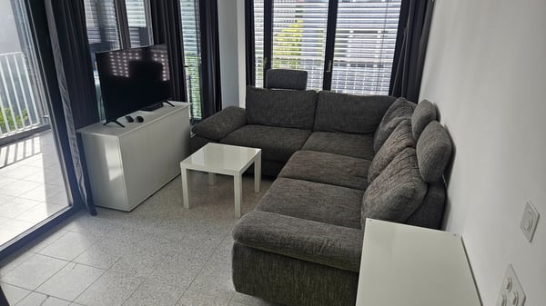 1.5 Zimmer Single Wohnung befristet 2