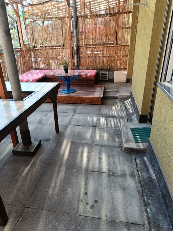 Möbliertes WG-Zimmer mit Veranda u. Garten ab sofort nähe ÖV 3