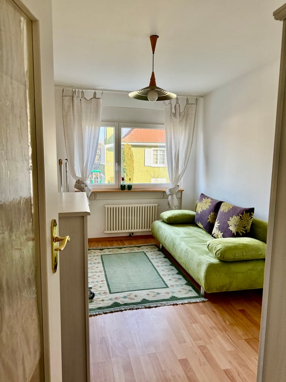 Möblierte Wohnung in Allschwil, ab Juli 5