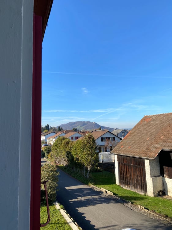 Einfamilienhaus, 5.5 Zimmer, Garten und viel Privatsphäre 2