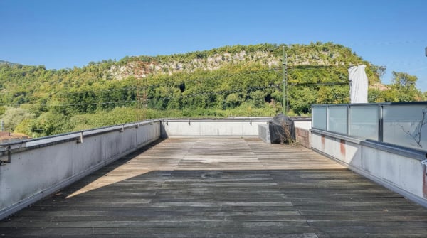 3.5-Zimmer-Maisonettewohnung mit 60 m2 grosser Terrasse 3