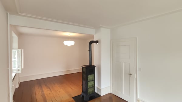 Heimelige 2.5 Zimmer-Wohnung im 1. OG in Jugendstilhaus 1