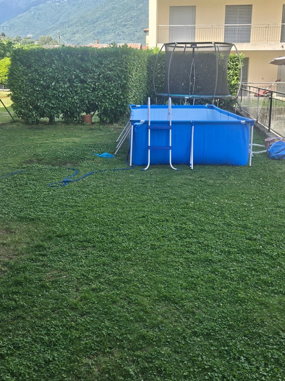 Cercasi subentrante per app. 4 5 al PT con giardino privato 1