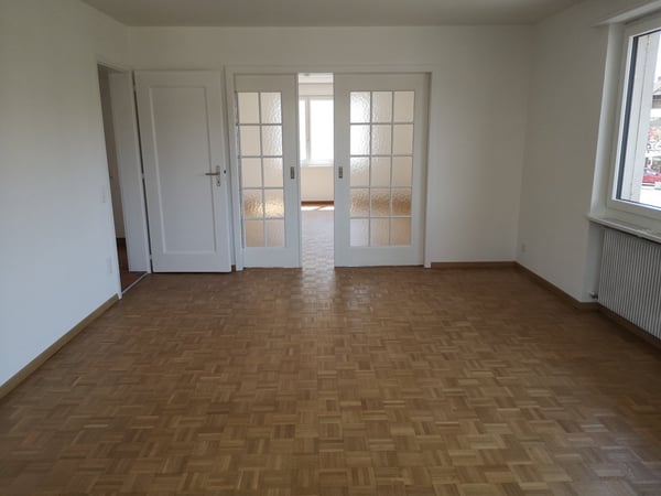 4-Zi.-Wohnung mit Balkon, inkl. gedeckter Parkplatz 2