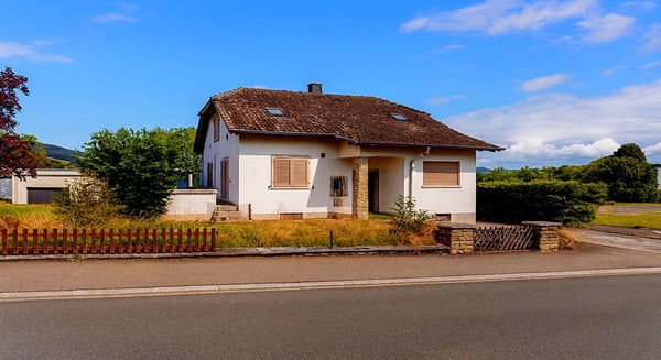 CH-2950 Courgenay Maison familiale avec terrasses plein sud 1