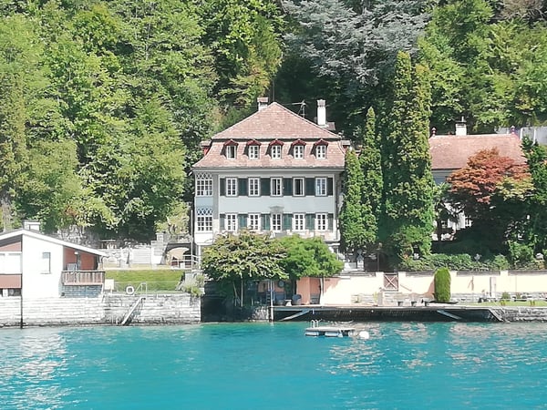 Villa am Thunersee 1