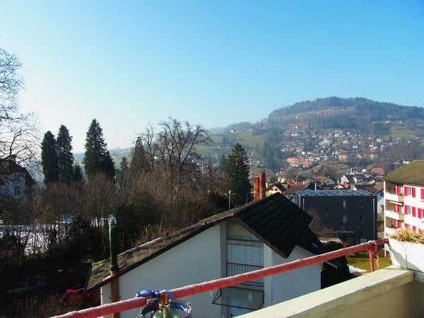 Schöne helle Wohnung im obersten Stock mit Abendsonne 6