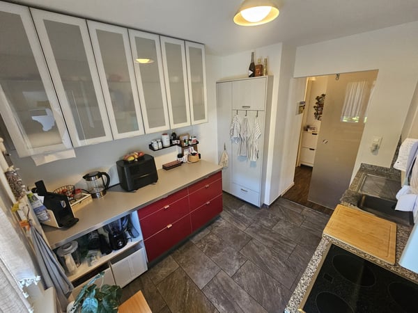 Schöne helle Wohnung im obersten Stock mit Abendsonne 8