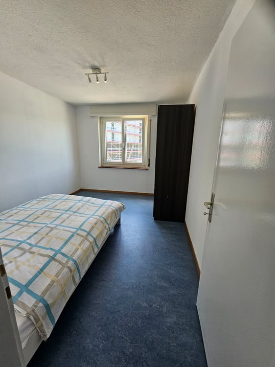 Möbliertes WG-Zimmer (ca. 30 m²) ab sofort verfügbar 1