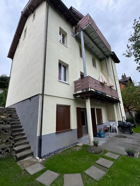 Charmantes Mehrfamilienhaus an Zentraler Lage 1