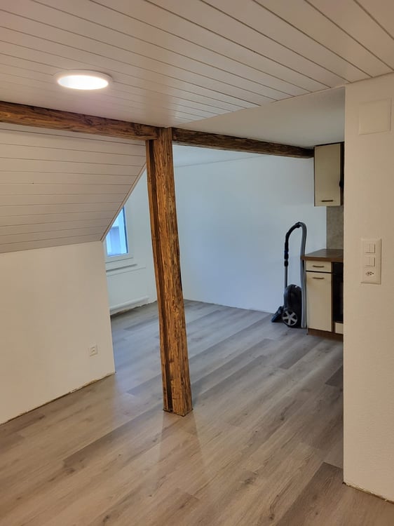 Unmöbliertes Zimmer zu vermieten, CHF 700.-/Monat 2