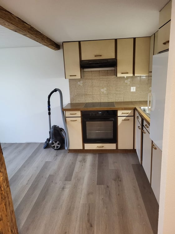 Unmöbliertes Zimmer zu vermieten, CHF 700.-/Monat 5