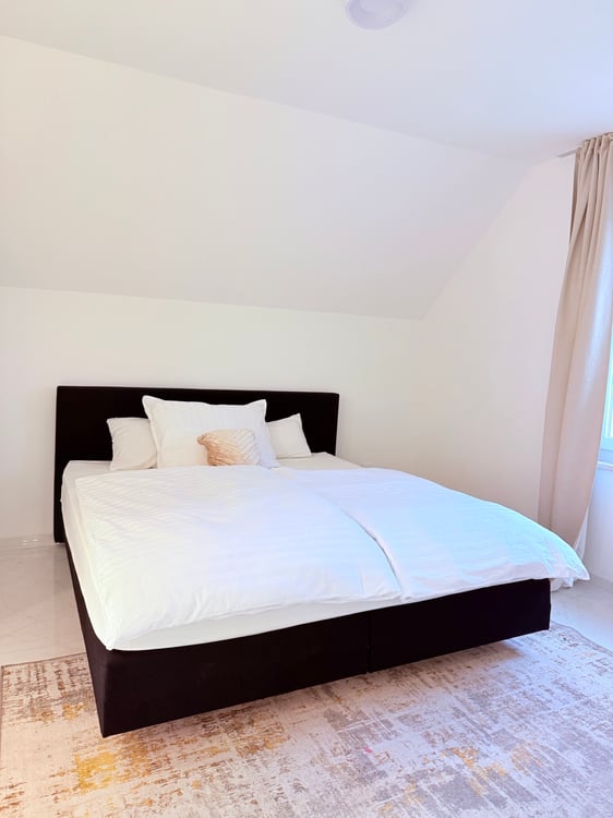 Möblierte 3 Zimmer Wohnung 2